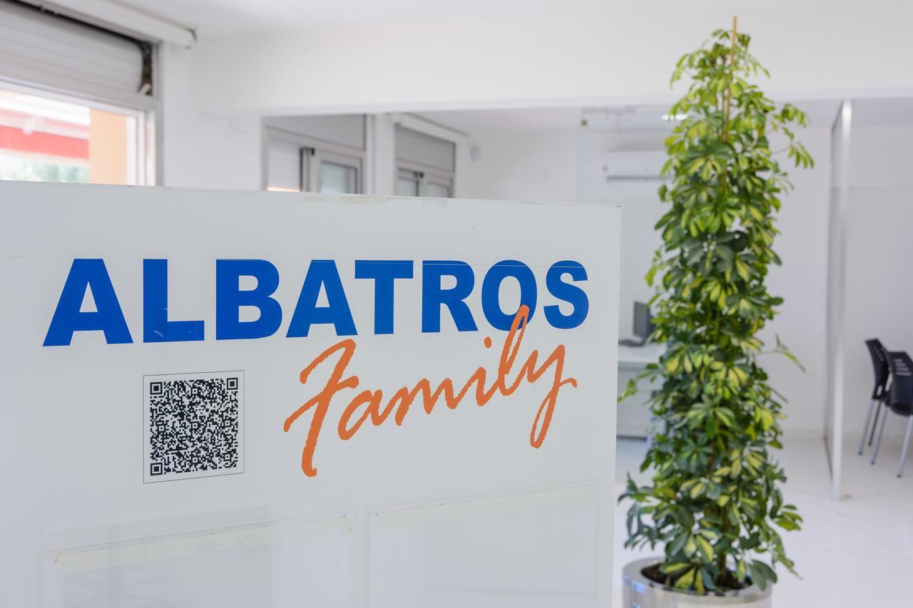 Aparthotel Albatros Family Salou Exterior foto